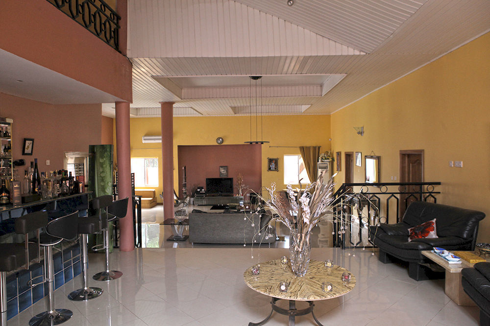 Quest Lodge Acra Exterior foto